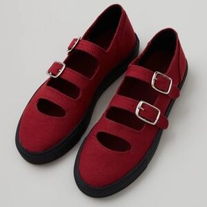 Caron Callahan Simona Sneakers